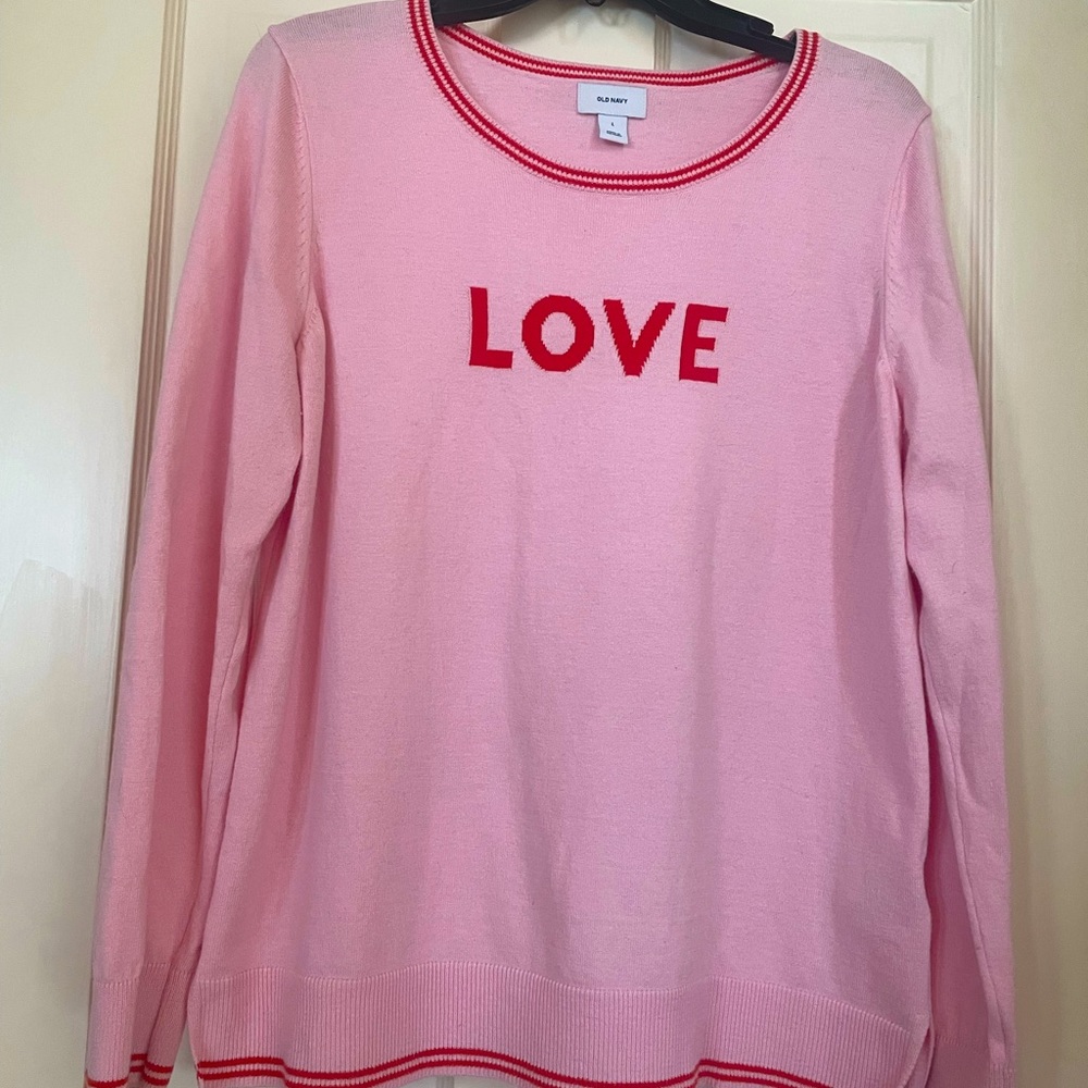 Cute sweater. No stains. Gently used